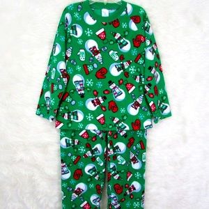 Children’s place green fleece winter pajamas